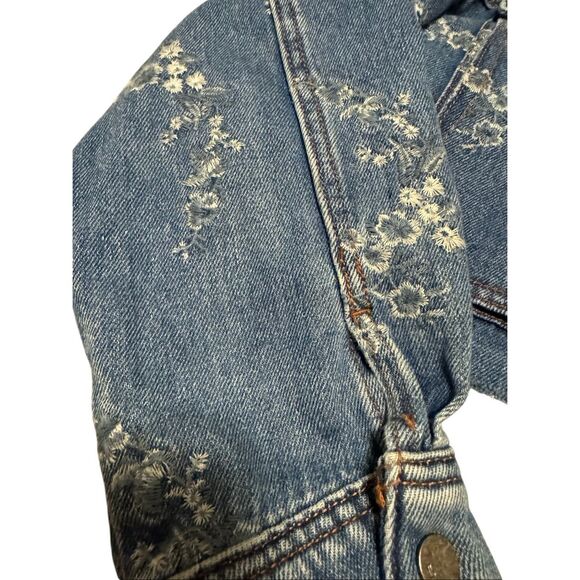 Pilcro size M Anthropologie denim floral embroidered jacket - EUC - Picture 7 of 8